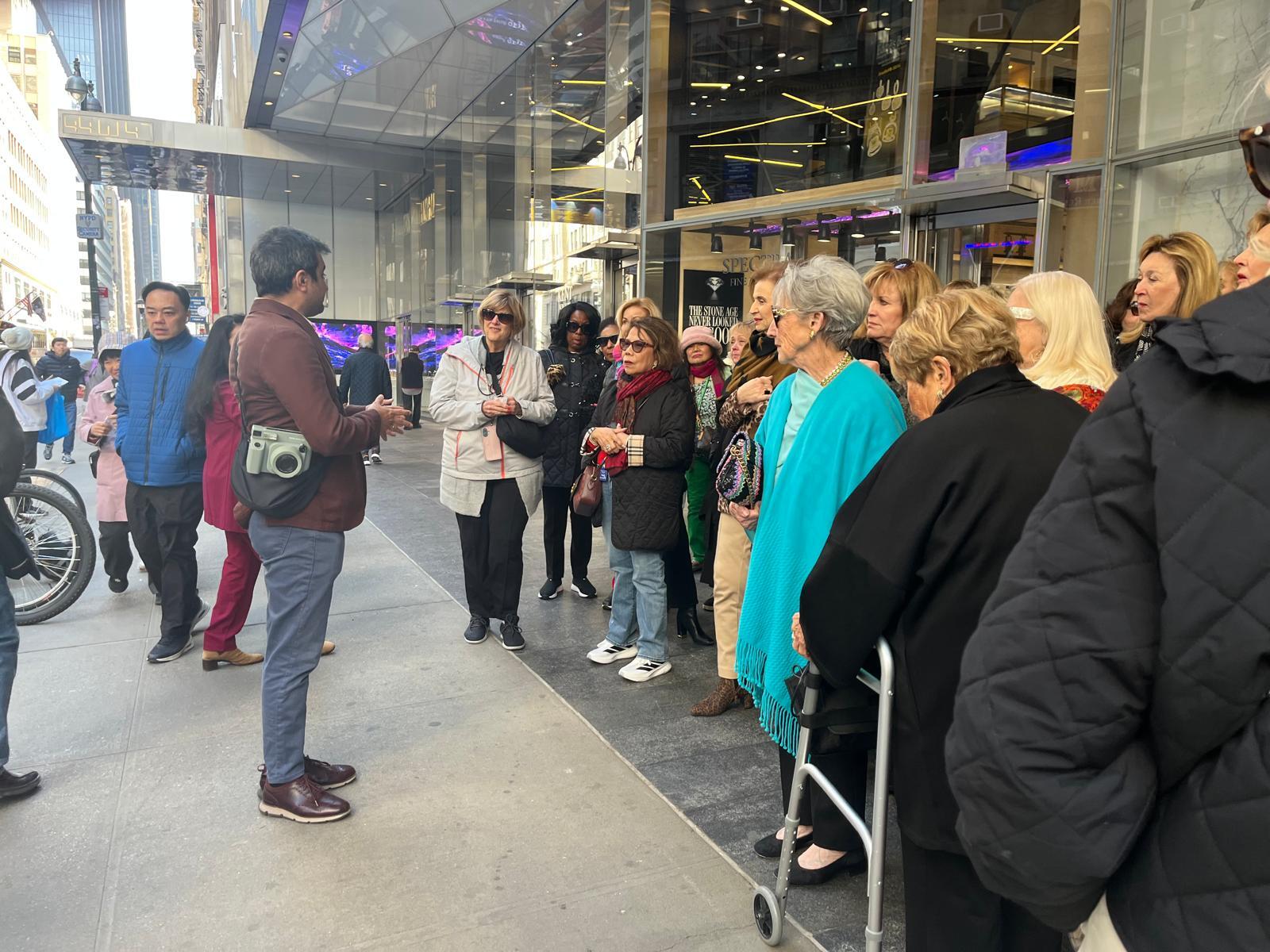 48 Shining Stars Walk Into the Diamond District