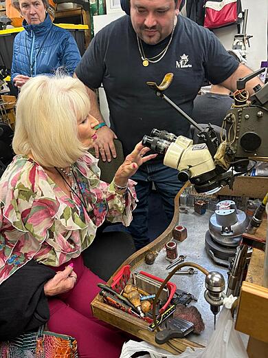 Guest at the microscope