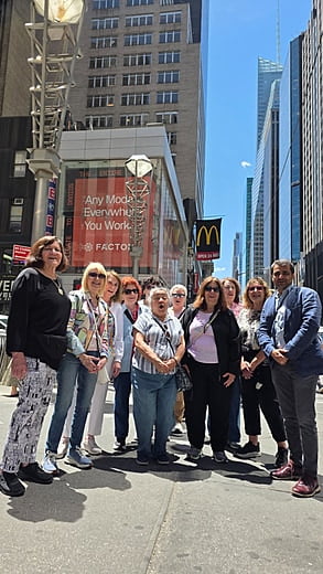 A tour group in the Diamond District